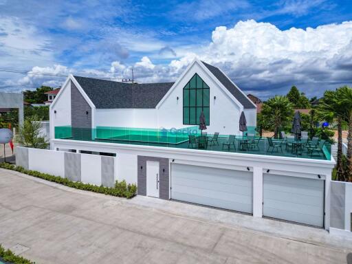 3 Bedrooms House in Larelana Villa Huay Yai H010806