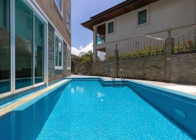 Waterside Townhome for Sale in Boat Lagoon, Phuket