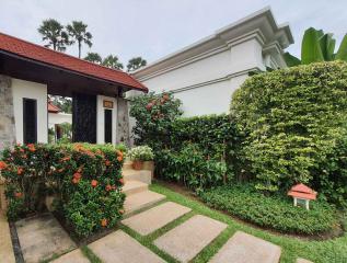 Luxurious Pool Villa for Sale in Sai Taan, Phuket