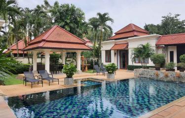 Luxurious Pool Villa for Sale in Sai Taan, Phuket