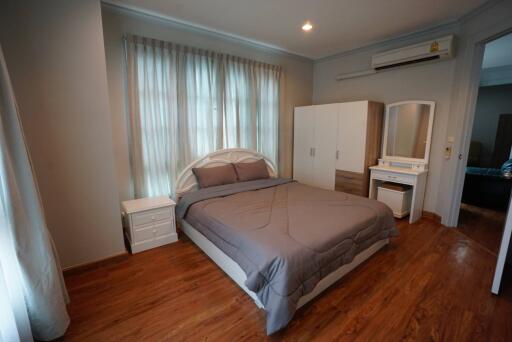 For SALE : CitiSmart Sukhumvit 18 / 2 Bedroom / 2 Bathrooms / 70 sqm / 10200000 THB [S11704]