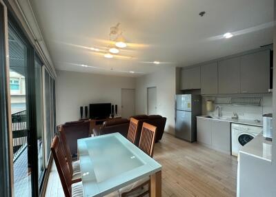 For SALE : Noble Solo / 2 Bedroom / 2 Bathrooms / 84 sqm / 14500000 THB [S11706]