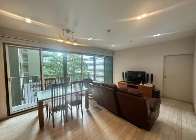 For SALE : Noble Solo / 2 Bedroom / 2 Bathrooms / 84 sqm / 14500000 THB [S11706]