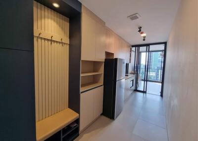 50 Sqm., 1 Bed, 1 Bath Condo listed for ฿ 38,000./Month