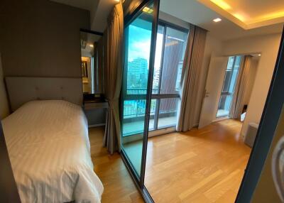 Affordable 2-Bedroom Condo Ploenchit