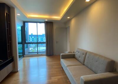 Affordable 2-Bedroom Condo Ploenchit