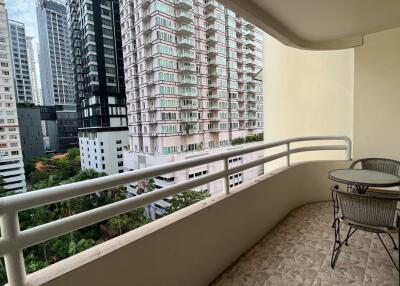 Large Condo 4 Balconies