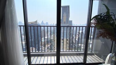 Luxury Condo Thonglor Ekkamai