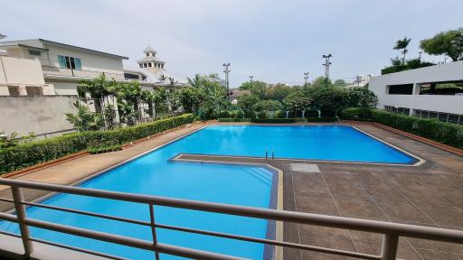 4-Bedroom Condo Ekkamai