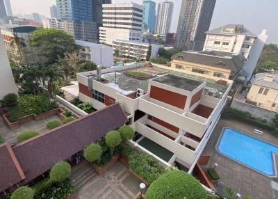 4-Bedroom Condo Ekkamai