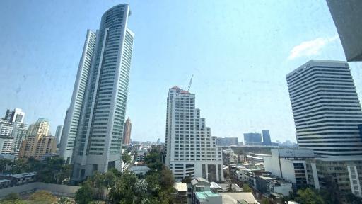 Spacious Condo BTS Asoke