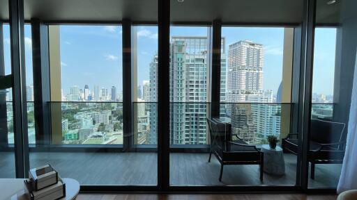 Super-Luxury New Condo 2 Bedrooms