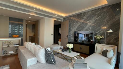 Super-Luxury New Condo 2 Bedrooms