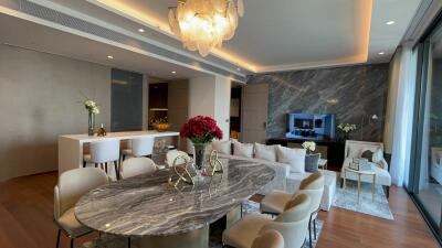 Super-Luxury New Condo 2 Bedrooms