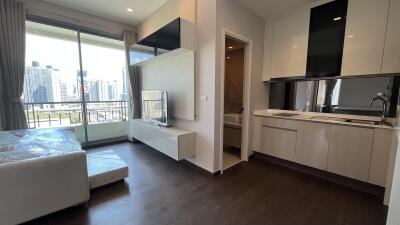 Asoke Condo Like New