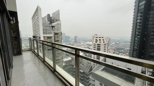 Luxury Duplex Phrom Phong