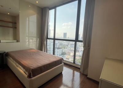 Well-Maintained Sukhumvit Condo