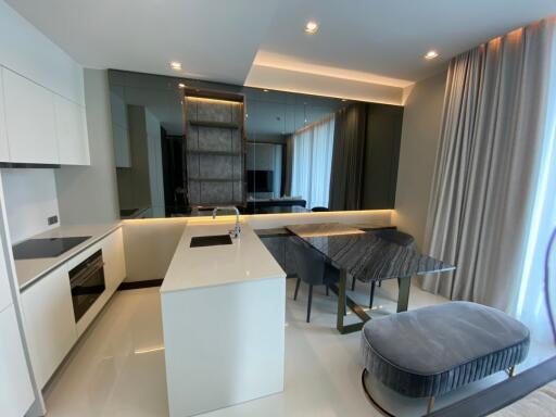 Luxury 2-Bedroom Sukhumvit Condo