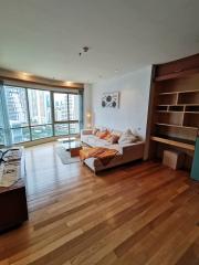 Renovated Condo Near Park Sale