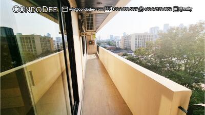 Spacious Condo Ekkamai 12