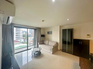 2-bedroom modern condo for sale in Ekamai