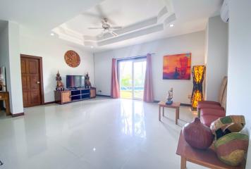 Orchid Palm Homes 2 : 3 Bedroom Pool Villa