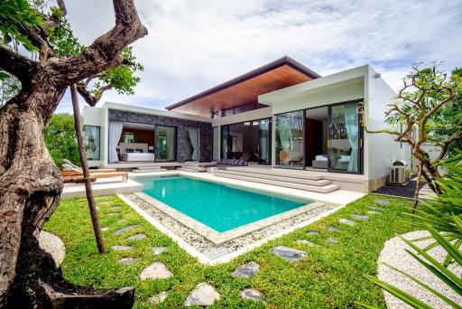 Modern 3 bedrooms pool villa for sale in Phuket