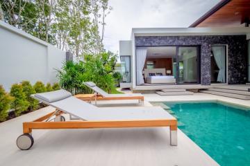 Modern 3 bedrooms pool villa for sale in Phuket