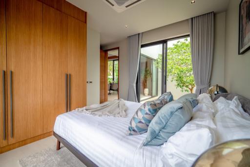 Modern 3 bedrooms pool villa for sale in Phuket