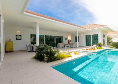 Palm Avenue : 3 Bedroom Pool Villa - New Development