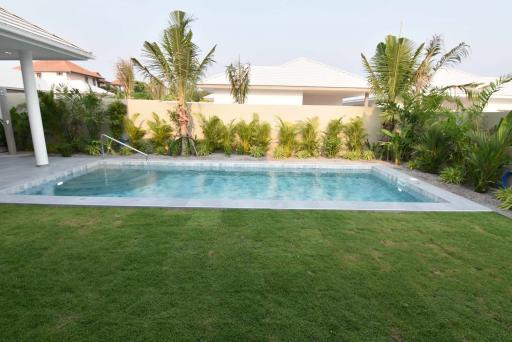 Palm Avenue : 2 Bedroom Pool Villa - New Development