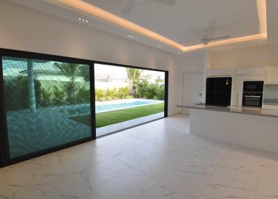 Palm Avenue : 2 Bedroom Pool Villa - New Development