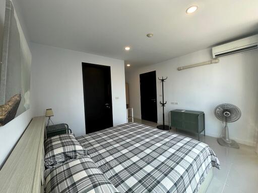 1-bedroom modern condo for sale in Ekamai area