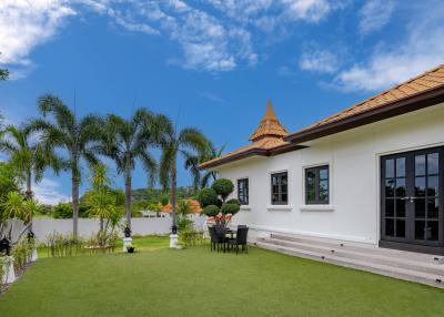 BelVida Estates : Luxury Bali Style 3 Bed Pool Villa With Large Land Plot