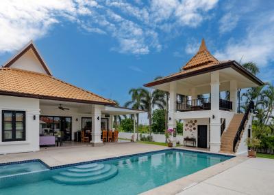 BelVida Estates : Luxury Bali Style 3 Bed Pool Villa With Large Land Plot
