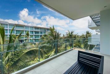 Ocas Condo : 2 Bedroom Condo On The Beach