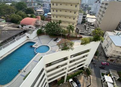 Large Condo Large Balcony