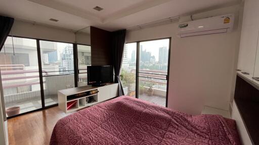 3-Bedroom Condo Sukhumvit 43