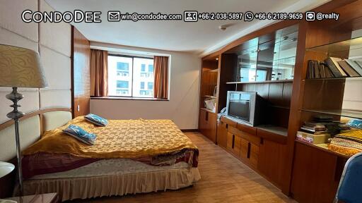 Large Apartment Top Floor Prompong