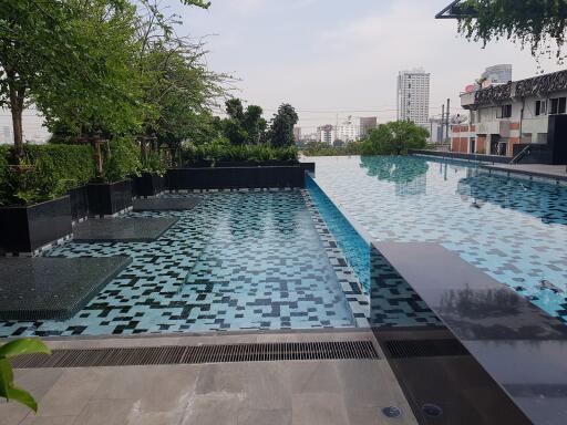 Condo Phetchaburi Like New