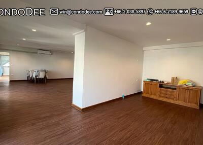 Spacious Condo Sukhumvit 6 Sale Nana