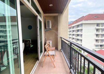 Large Renovated Apartment Sukhumvit 15