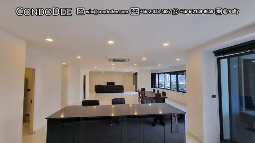 Unique Large Condo Sukhumvit 59