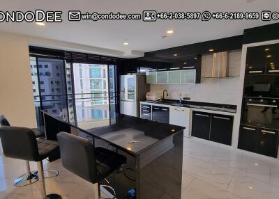 Unique Large Condo Sukhumvit 59