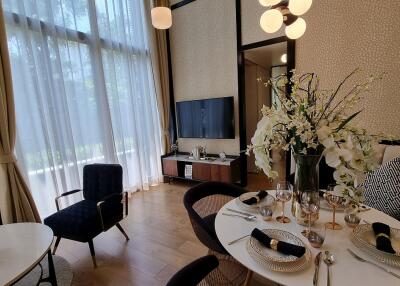 Luxury Compbined Condo Thonglor