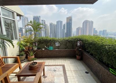 Penthouse MRT Sale River View