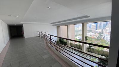 Penthouse MRT Sale River View