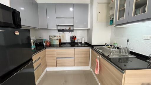 Condo Benjasiri Park Sukhumvit 24