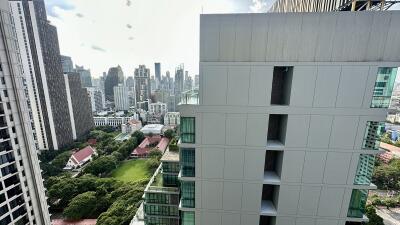 Sukhumvit Apartment Large Balcony