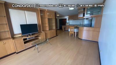 Large 1-bedroom Condo Prompong